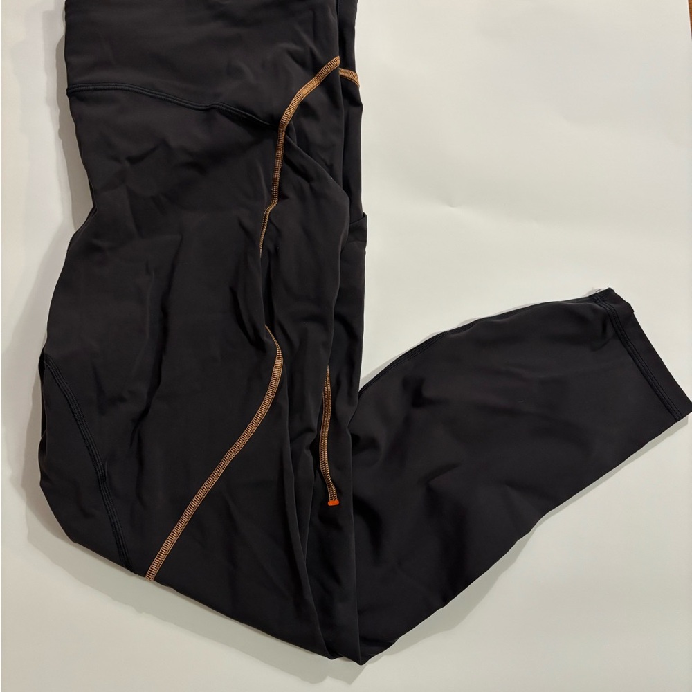 Lululemon 25” Power Thru Tight